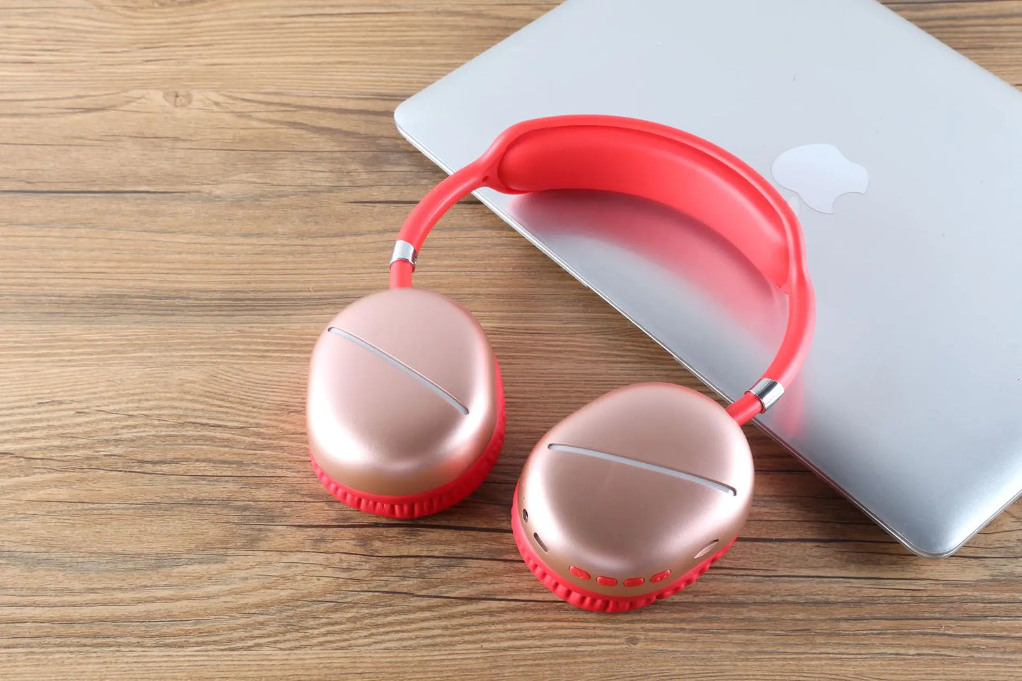 Hi-Fi Stereo Wireless Headphones with Microphone and Radio